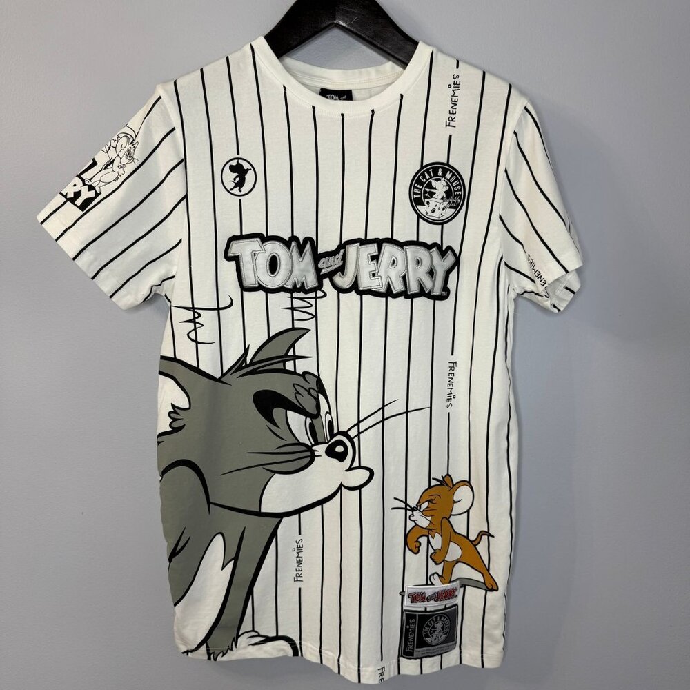 Tom and Jerry Crew Neck White Striped Frenemies Patch T Shirt Sz M